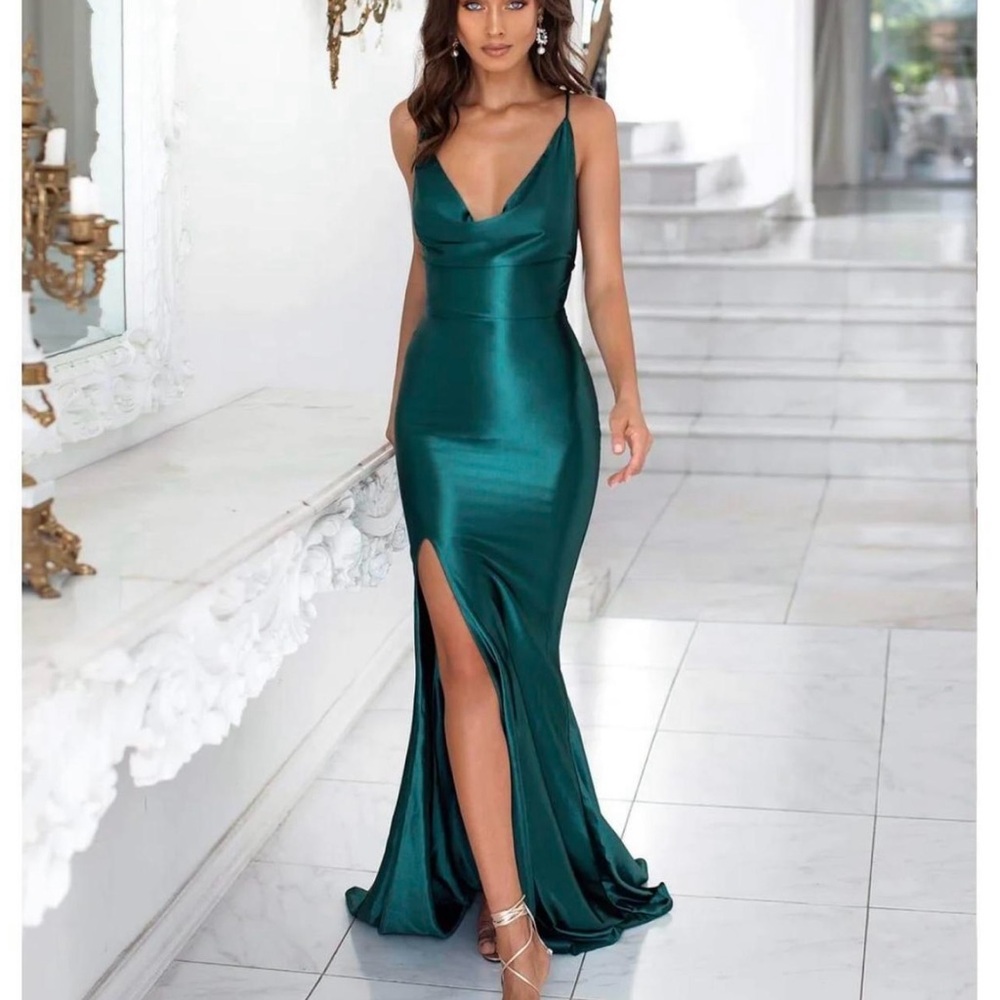 Alamour the Label - Desirae Dress